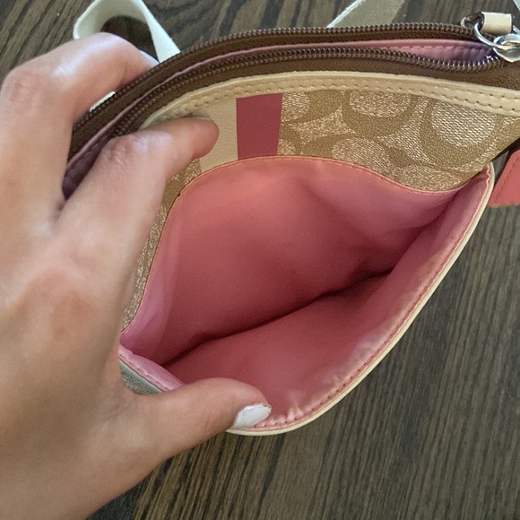 Coach Purse - Picture 13 of 14